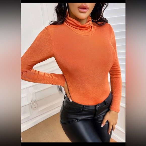 Funnel Neck Ribbed Knit Top - Picture 4 of 7